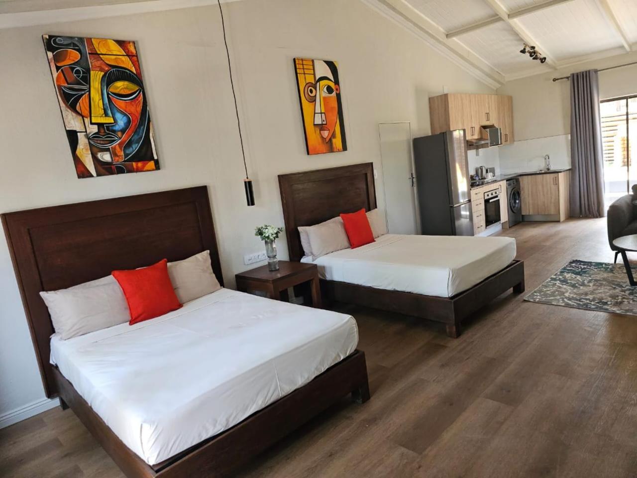 Lodge Shumba Valley