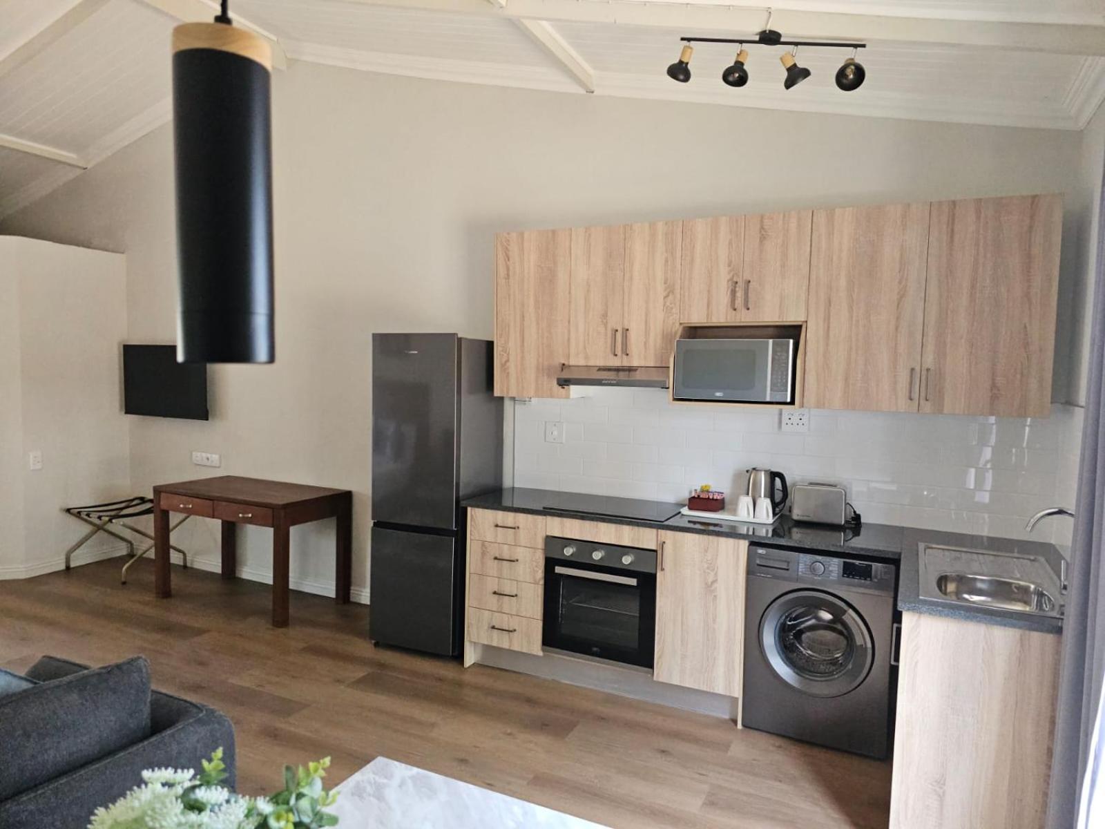 Shumba Valley Lodge Lanseria