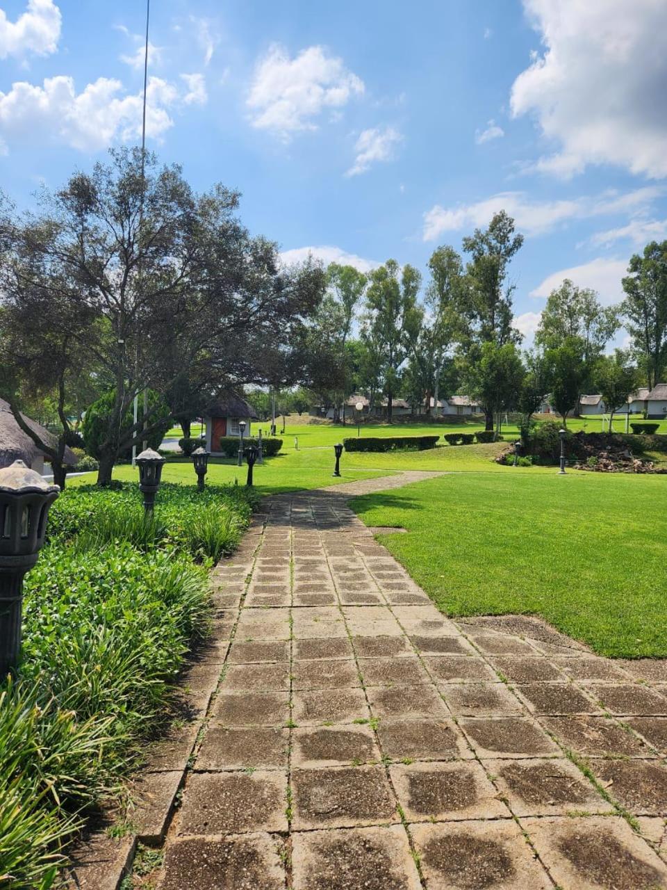 Lodge Shumba Valley *